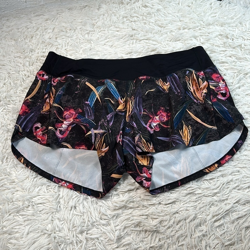 Lululemon Speed Up Mid-Rise Lined Short 4" Veiled Floral Black Multi / Black